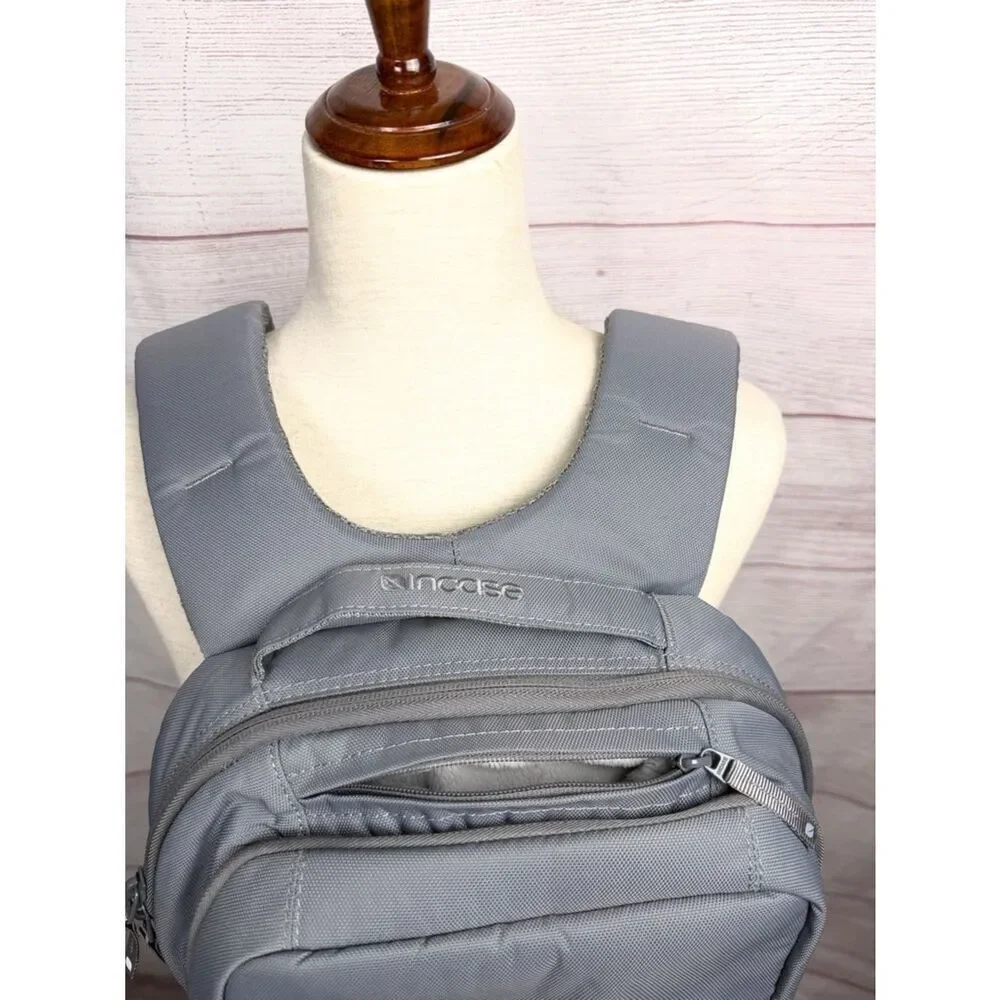 Incase ICON Laptop Slim Pack  Backpack Gray for 15